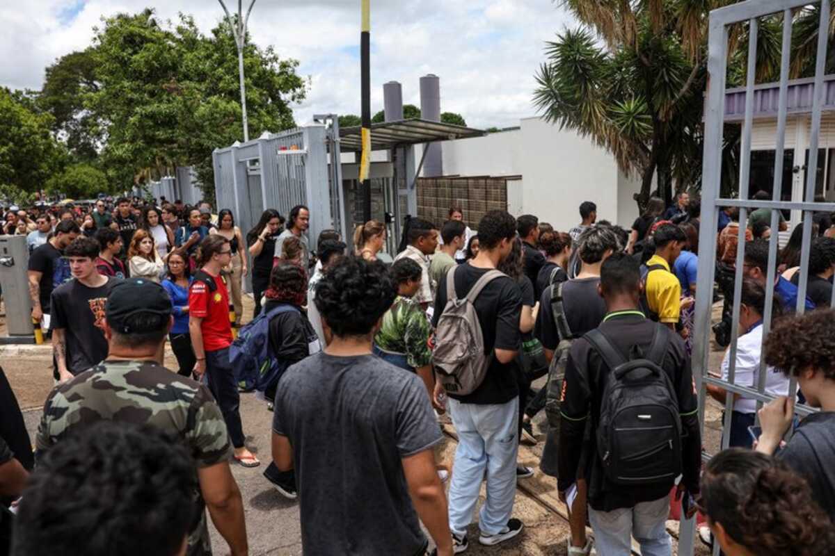 Enem 2024: MEC divulga gabaritos oficiais e cadernos de questões