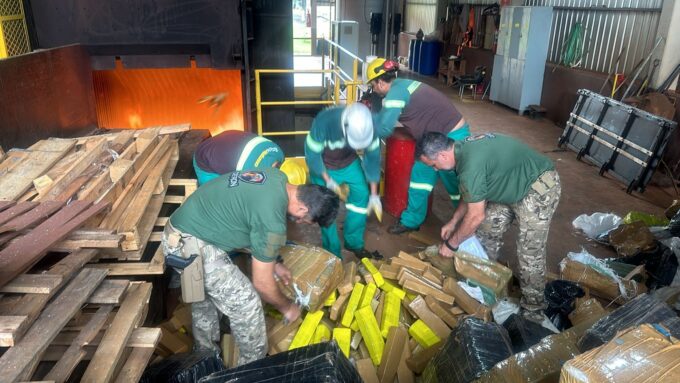 Polícia Civil incinera mais de 12 toneladas de entorpecentes em Ponta Porã