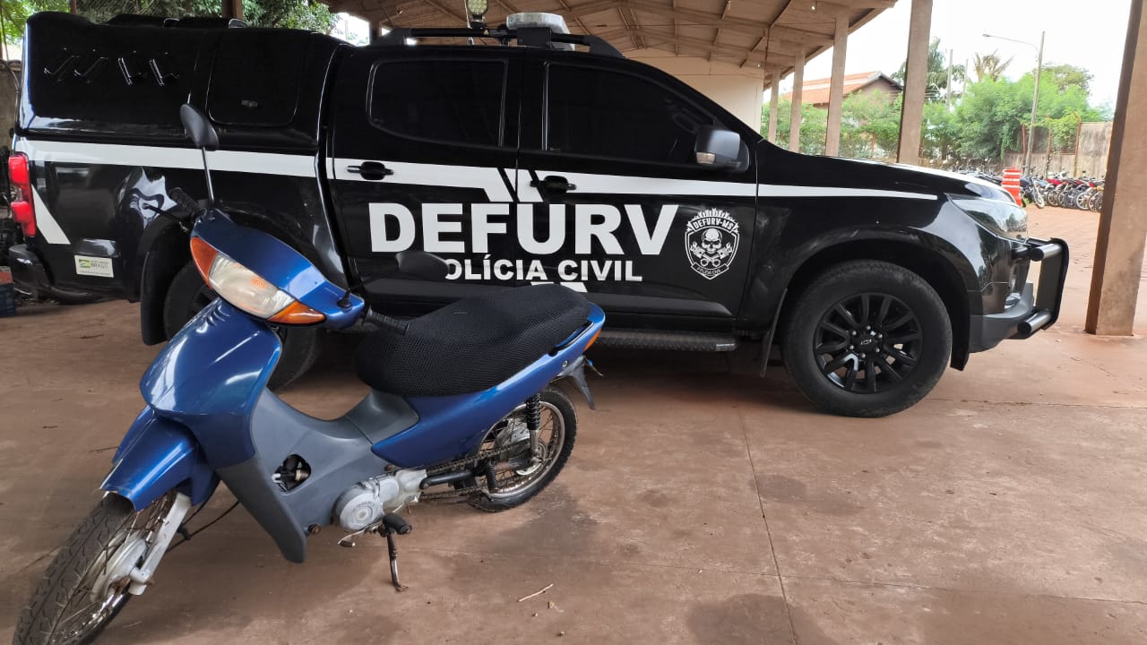 Polícia Civil recupera motocicleta furtada no centro da Capital e identifica autor