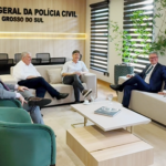 Delegado Geral da Polícia Civil recebe deputado estadual Paulo Duarte