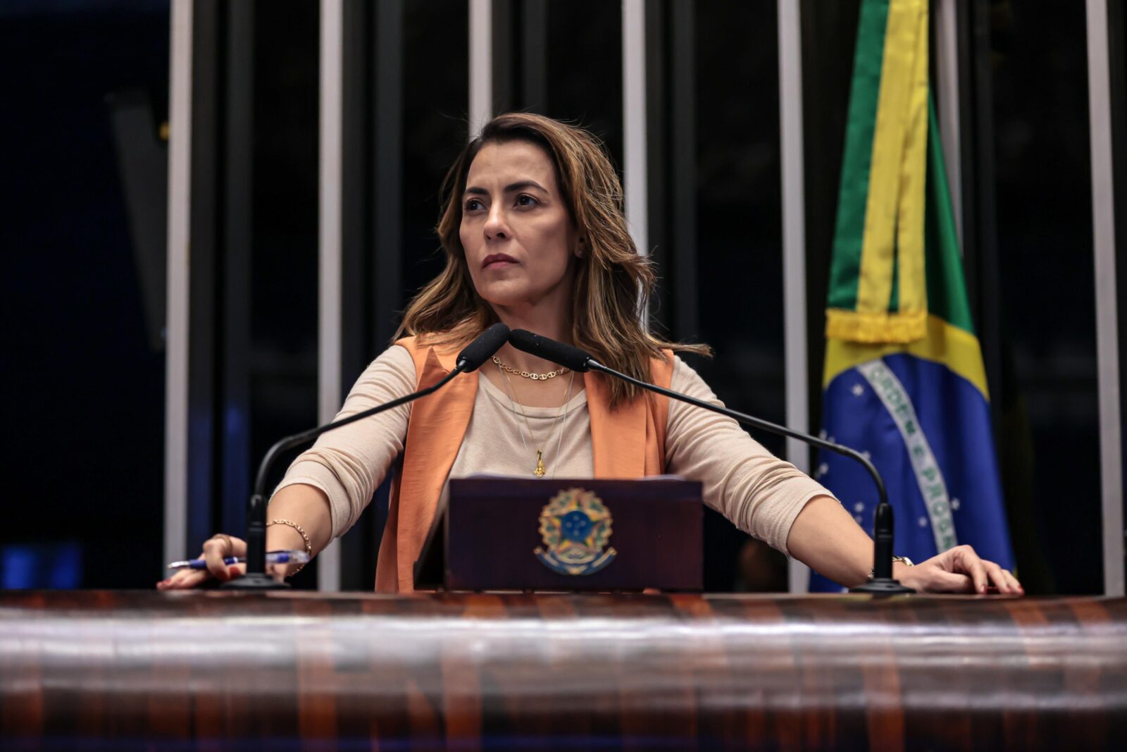 Soraya diz ser vítima de ameaças e promete processar senador