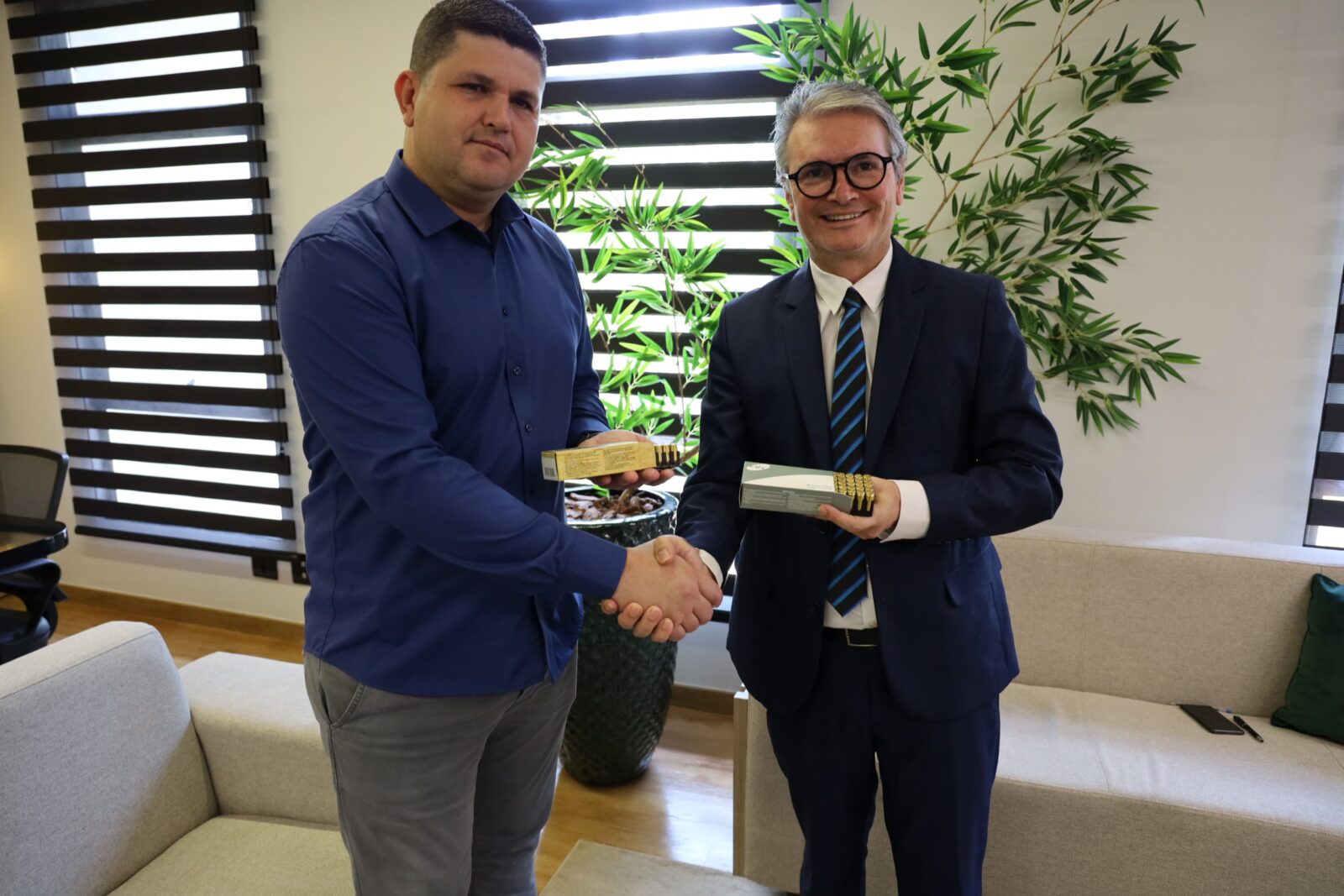 Polícia Civil doa munições para a Guarda Municipal de Campo Grande