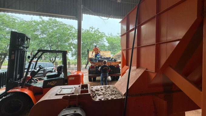 Polícia Civil realiza incineração de entorpecente em Iguatemi