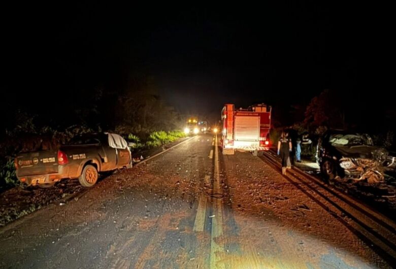Motorista morre preso às ferragens em acidente grave em Nova Andradina