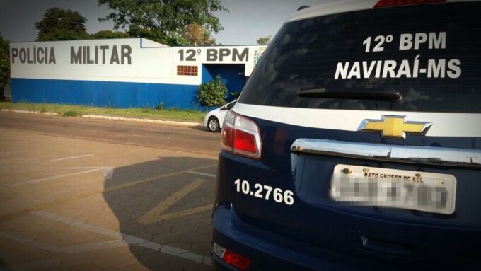 Vizinho apanha de moradores e acaba preso suspeito de estuprar criança de 5 anos