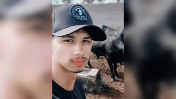 Familiares e amigos fazem corrente de oração para jovem espancado em Sidrolândia