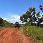 Após patrolamento do Corredor do Celeido, Prefeitura e Agesul vão arrumar a estrada do Treze