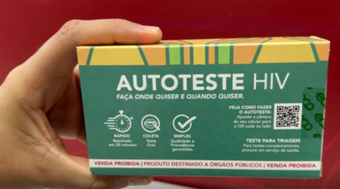 Embalagem de autoteste de HIV fica mais discreta para incentivar uso