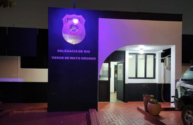 Polícia Civil participa de programa de rádio e de roda de conversa com mulheres vítimas de violência doméstica em Rio Verde