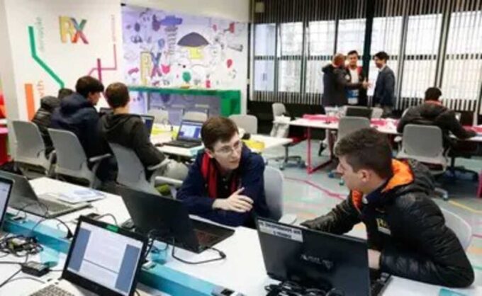 Governo e universidades vão oferecer capacitação para empreendedorismo a jovens do CadÚnico