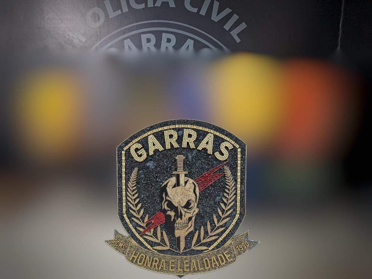 Polícia Civil prende em flagrante 6 indivíduos pelos crimes de furto qualificado e associação criminosa em Água Clara.