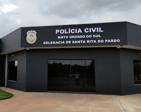 Polícia Civil prende indivíduo por descumprir medida protetiva e perseguir adolescente em Santa Rita do Pardo
