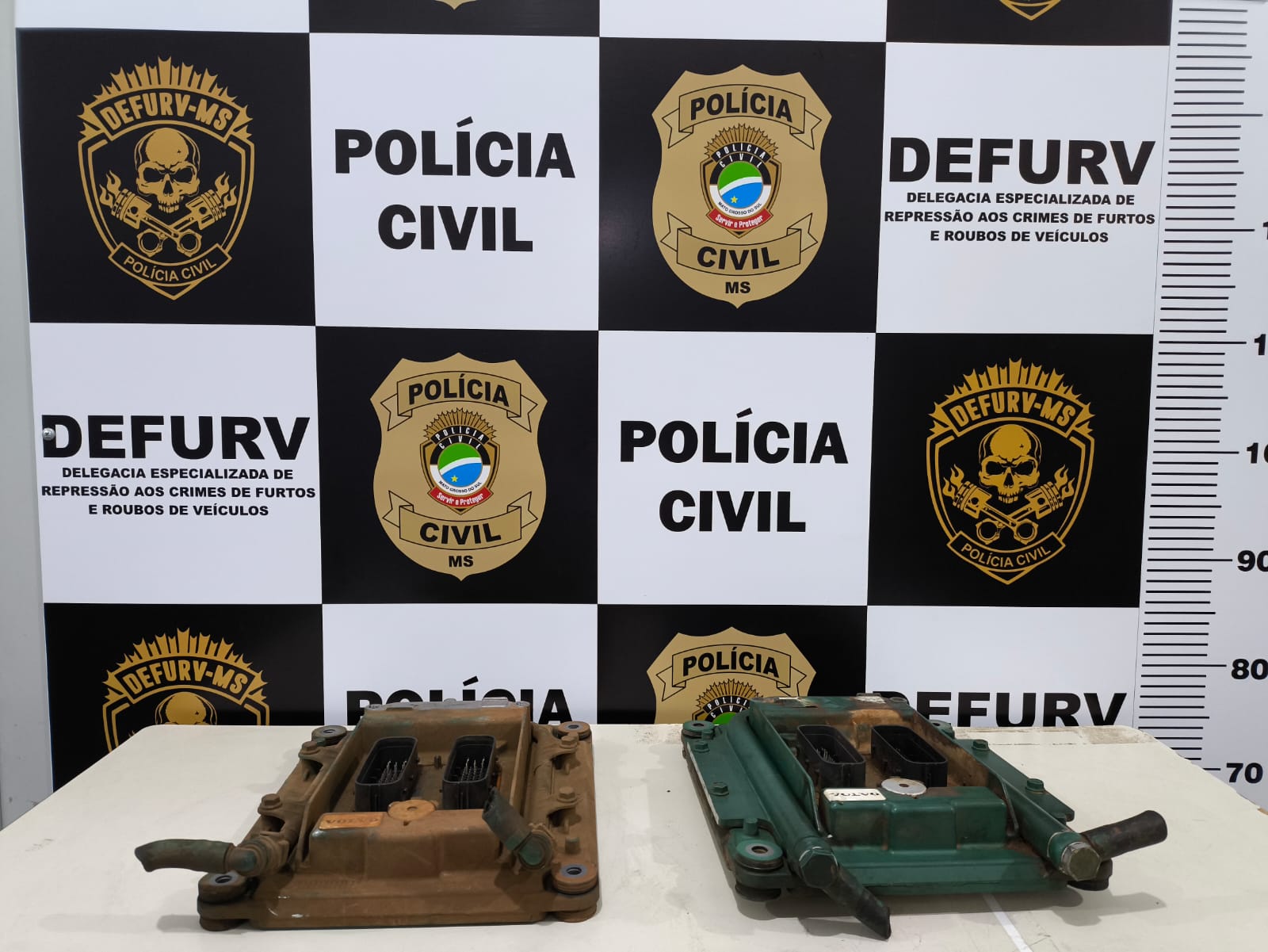 Polícia Civil recupera módulos de caminhões furtados na Capital e identifica autores