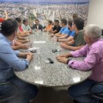 Soraya Thronicke reforça diálogo com vereadores e parabeniza Papy pela presidência da Câmara