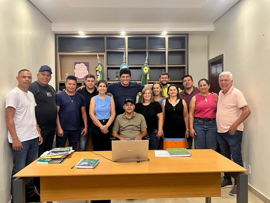 Nova gestão realiza primeira reunião com vereadores e compõe unanimidade para sua base de apoio