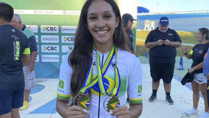 Ciclista Bianca Baccarin brilha no 1º Campeonato Brasileiro de Pista e conquista títulos inesquecíveis em Indaiatuba