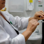 Ministério da Saúde amplia idade para receber vacina contra a dengue