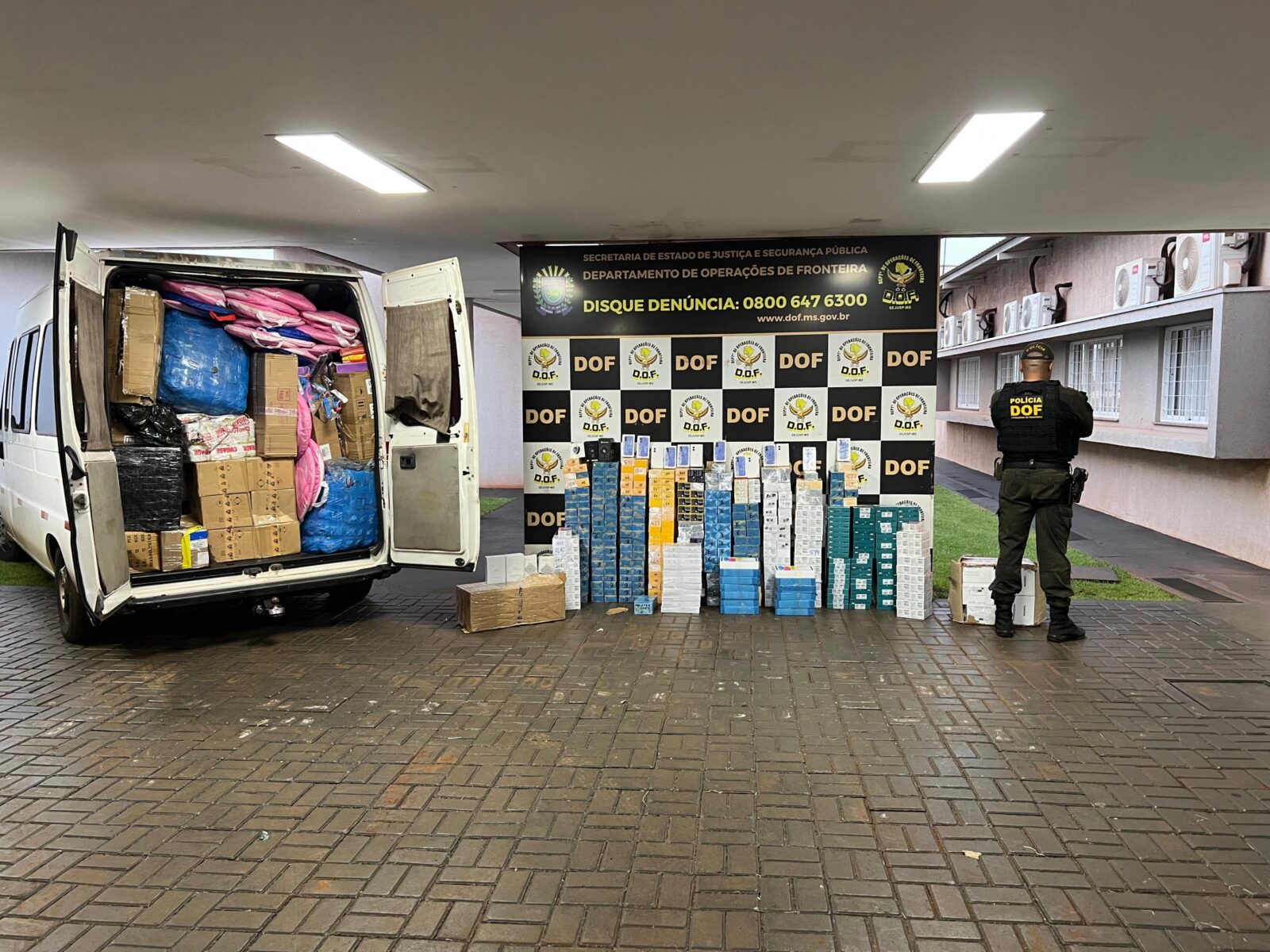 Produtos ilegais avaliados em mais de dois milhões de reais são apreendidos pelo DOF em Maracaju
