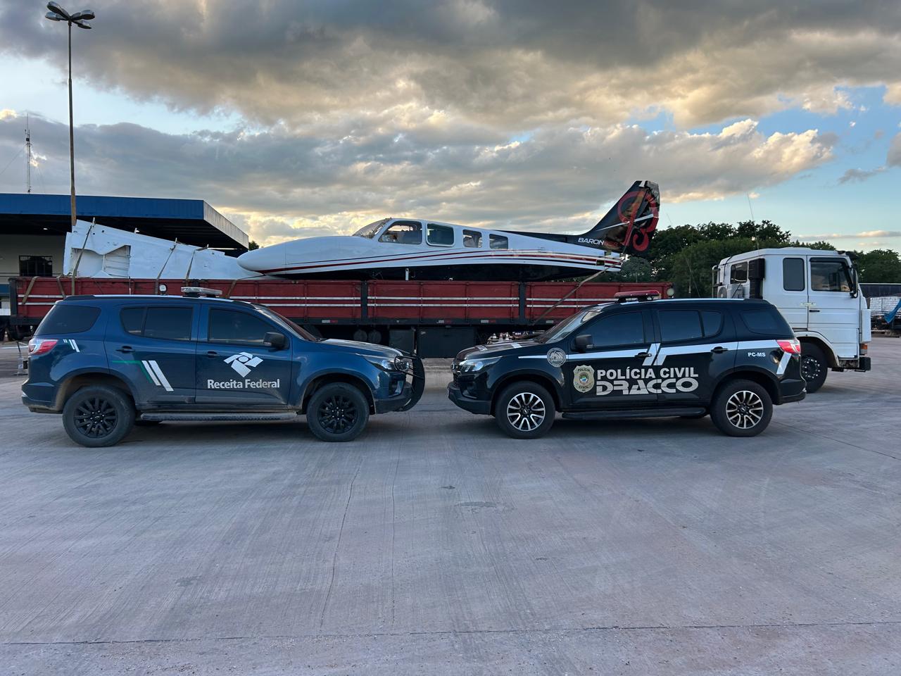 Aeronave com indícios de exportação irregular é apreendida na fronteira