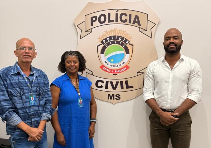 Delegacia Regional de Corumbá recebe visita institucional para fortalecer ações no combate ao racismo