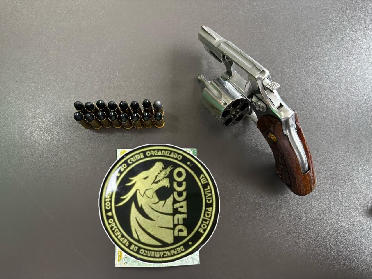 Homem é preso por porte ilegal de arma de fogo em Campo Grande