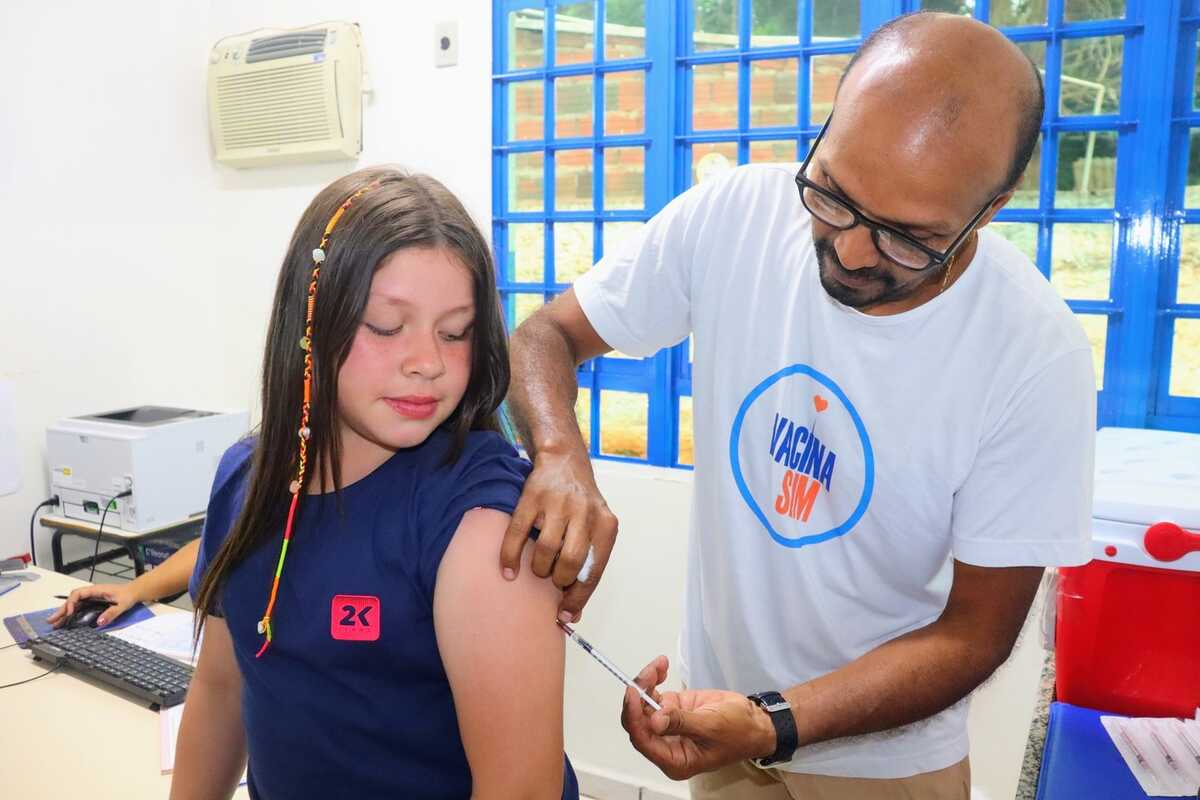 Jardim alcança 90% da meta de vacinação de crianças e adolescentes contra a dengue