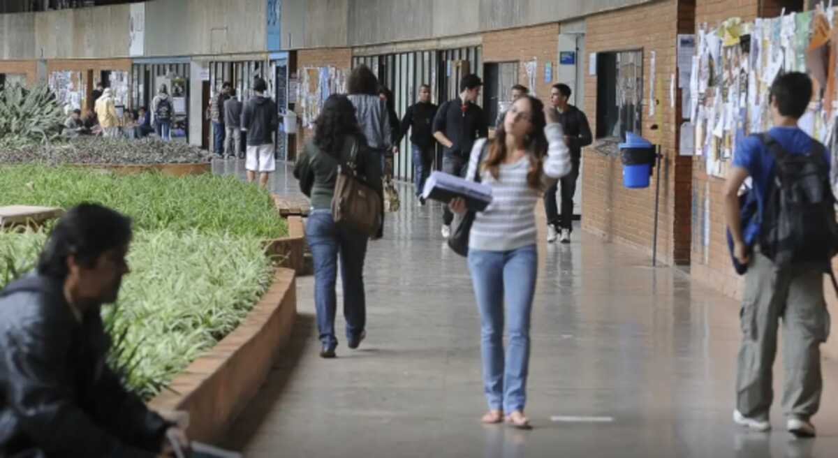 Pé-de-Meia Licenciaturas: prazo para pré-inscrição termina domingo