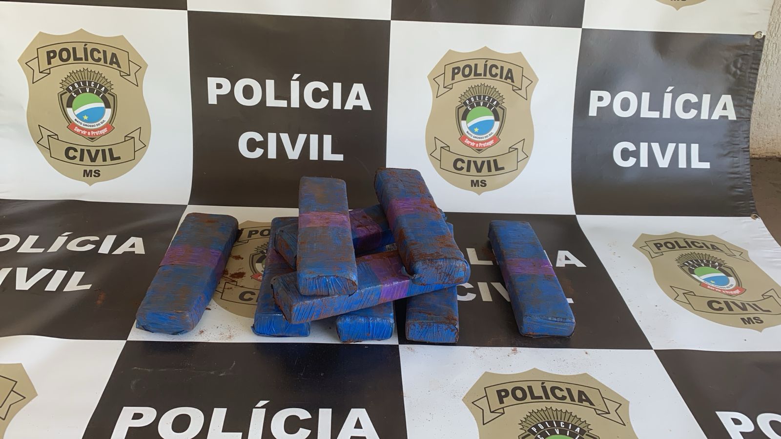 Polícia Civil prende homem por tráfico de drogas nas proximidades de uma creche em Campo Grandee