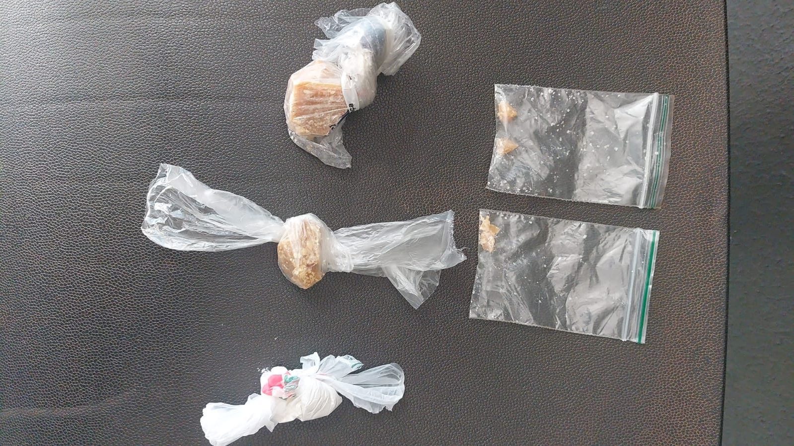 Polícia Civil prende suspeita de homicídio ocorrido em fevereiro, na Capital, e fecha ponto de venda de drogas no Jardim Colibri