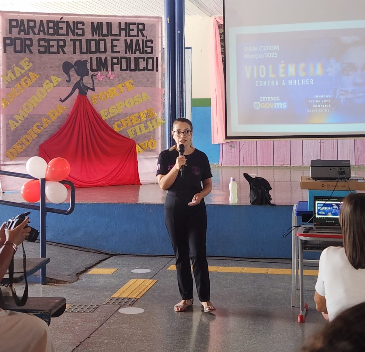 Polícia Civil realiza palestra em comemoração ao Dia da Mulher em Alcinópolis