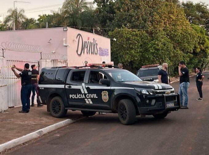 Polícia Civill fecha casa de prosptituição e cumpre mandado de prisão em Aparecida do Taboado
