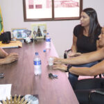 Presidente Otacir Figueredo recebe madrasta de Luiz Eduardo em busca de intervenção nas investigações