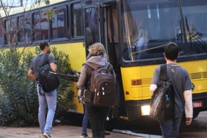 Perdeu o prazo? Prefeitura concede nova chance para entrega de documentos das bolsas universitárias