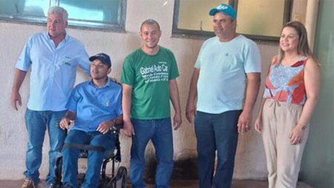 Vereadores visitam hospital beneficente dona Elmiria Silveiro Barbosa para fiscalizar obra de ampliação