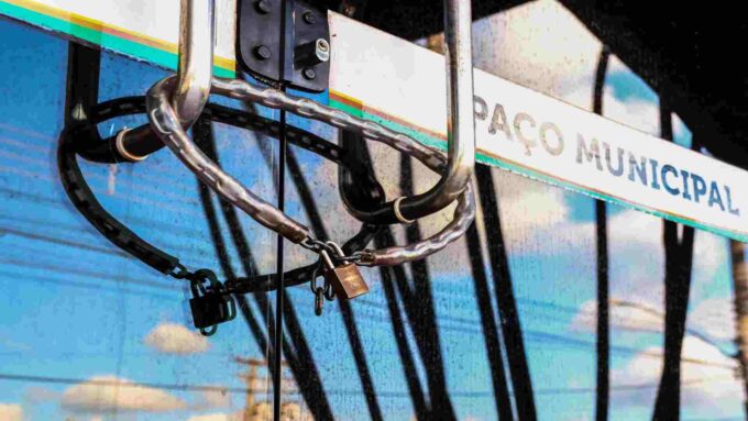 Acusado de cobrar propinas a mando de Claudinho Serra diz que ‘apenas cobrou notas fiscais’