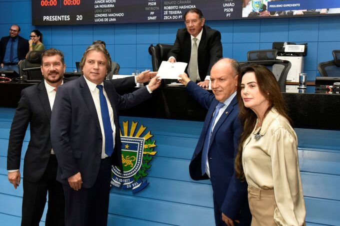 Deputados entregam relatório oficial da BR-163 e pede providência do Ministério Público Federal