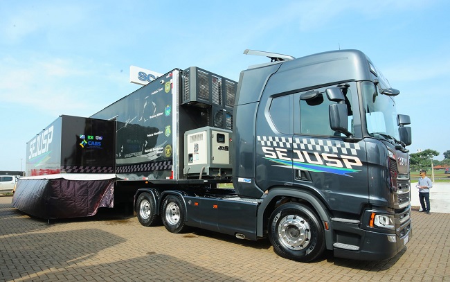 Carreta da Saúde chega a Mundo Novo para atender servidores da segurança pública