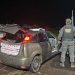 Carro carregado com cigarros e pneus ilegais é apreendido pelo DOF em Ponta Porã