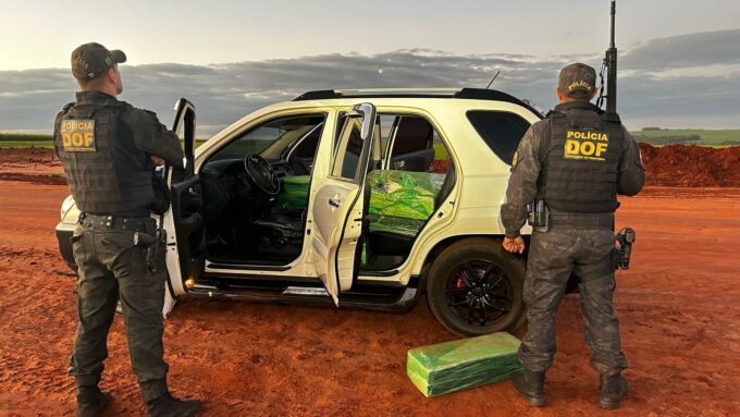 DOF apreende mais de 300 quilos de droga em veículo paraguaio