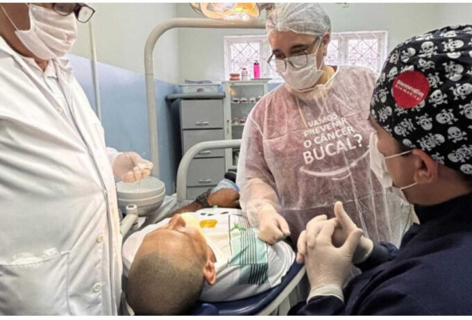 Dentistas são capacitados para identificar precocemente câncer bucal em MS