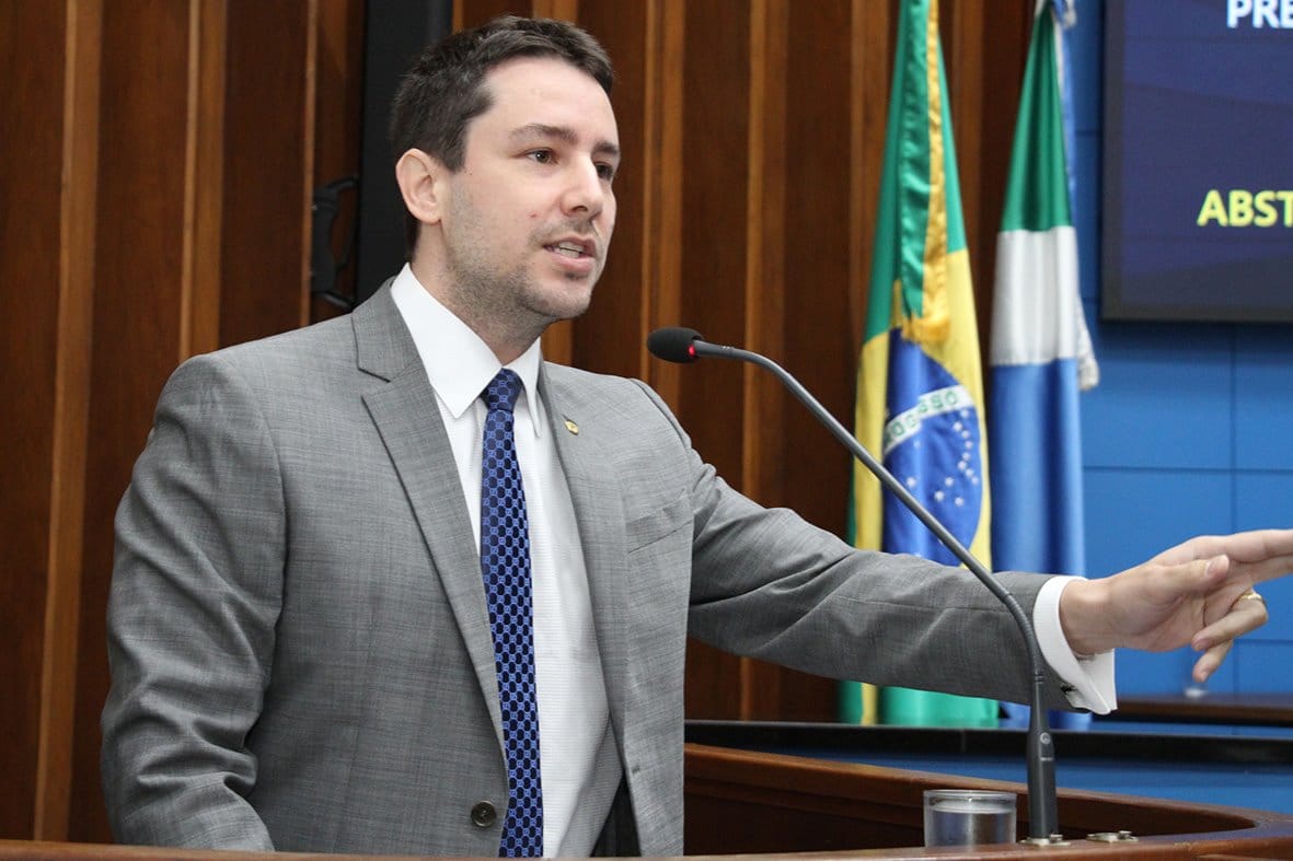 Deputado João Henrique apresenta nova versão do projeto “Lei da Onça” para garantir segurança no campo