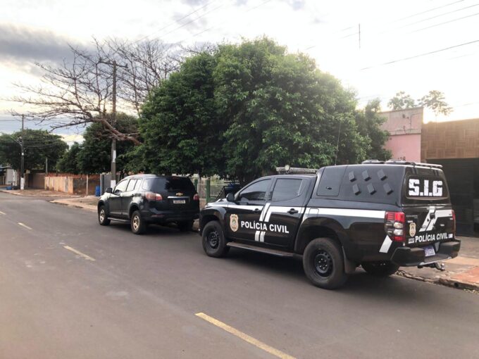 Polícia Civil cumpre mandado de busca e apreensão e prende homem por armazenar pornografia infantil em Ivinhema