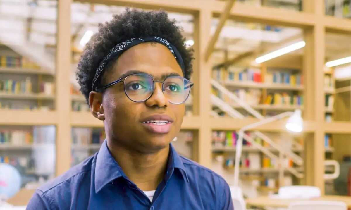 Programa que oferta bolsas de estudo a negros tem inscrição até dia 30