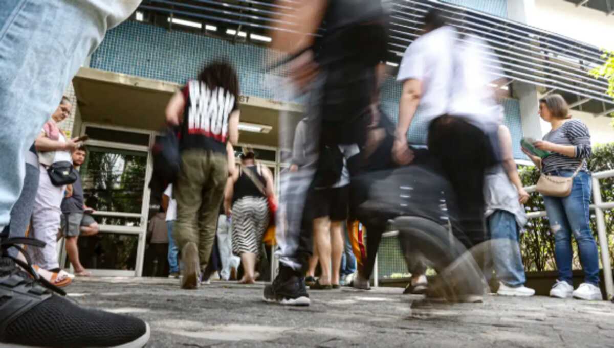 Fies 2025: divulgada lista de espera do segundo semestre