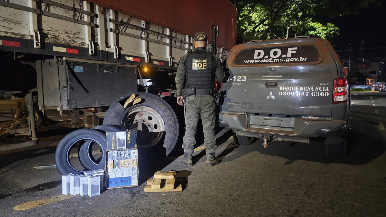DOF apreende drogas em pneu de carreta com destino a São Paulo
