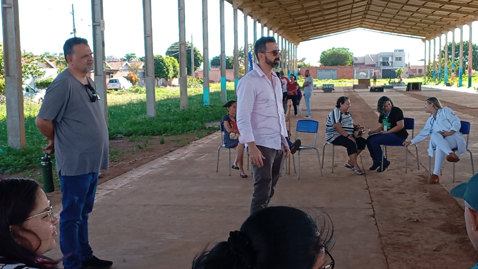 Em bairro de Campo Grande, Polícia Civil fala sobre golpes