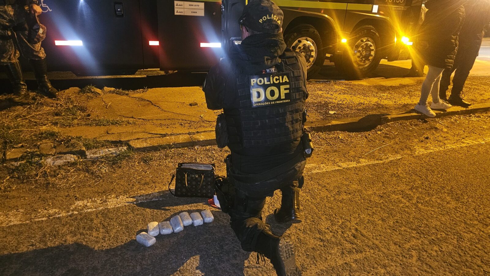 Mulher que seguia com droga para o Paraná é presa pelo DOF em Naviraí