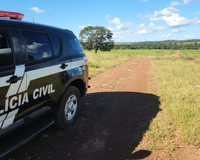 Polícia Civil apreende arma de fogo e aparelhos celulares de suspeitos de cometimento de crimes sexuais