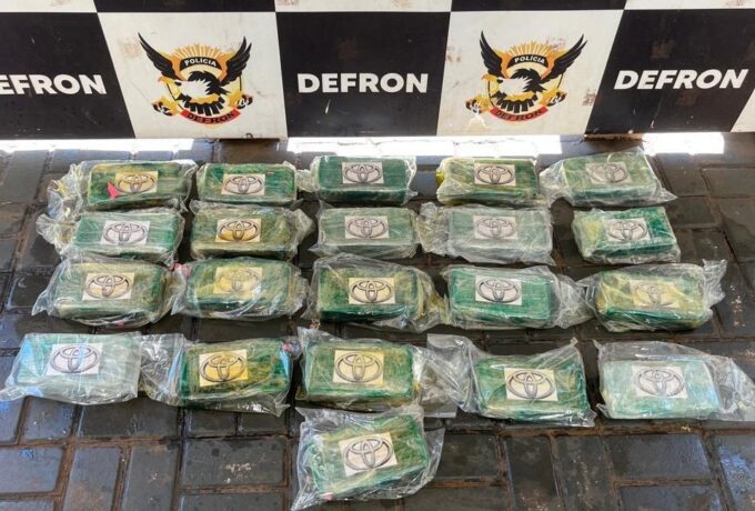 Polícia Civil localiza compartimento oculto com droga em caminhonete apreendida em Dourados