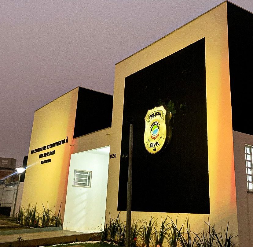 Policiais civis cumprem mandados de prisão preventiva por violência doméstica em Dourados
